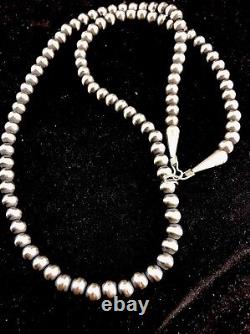 Native American 4mm Sterling Silver Navajo Pearls 20 Hook & Eye Cone Necklace