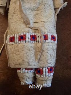 Native American Beaded Leather Doll Set Sioux South Dakota Lillian Rainbow Dolls