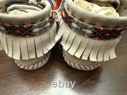 Native American Beaded Moccasins Museum Quality. Excellent Condition