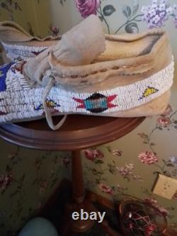 Native American Beaded Pow Wow Moccasins Perhaps Plains Cheyenne / Lakota Sioux