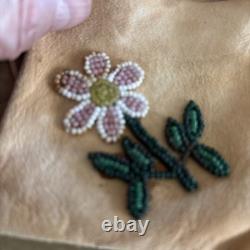 Native American Beaded pouch/medicine bag hide Leather Ogalala Sioux One Star