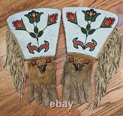 Native American Crow / Nez Perce / Plateau Indian Beaded Gloves Gauntlets 1920's