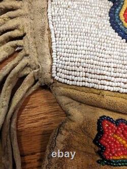 Native American Crow / Nez Perce / Plateau Indian Beaded Gloves Gauntlets 1920's