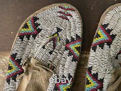 Native American Indian Moccasins Geometric Beaded Yellow & White