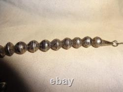 Native American NAVAJO Sterling Silver Graduated Beaded Fluted Necklace