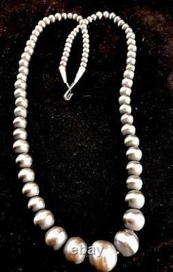 Native American Navajo Graduated Sterling Silver Bead Necklace 21 Native American Navajo Graduated Sterling Silver Bead Necklace 21