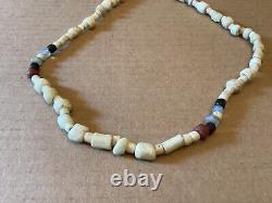 Native American Quartz Bear effigy withtrade bead necklace rare