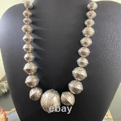Native American Silver Stamped Graduated 7-20 mm Navajo Beads Necklace 22