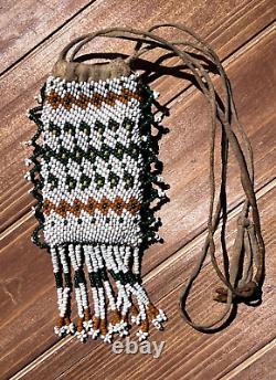 Native American Style Beaded Strike a Light Bag 5-1/2 x 2 Vintage Beaded Bag