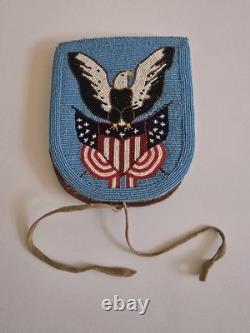 Native American pictorial beaded bag and dating around 1900s era