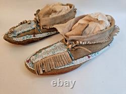Native American vintage beaded Moccasins plains