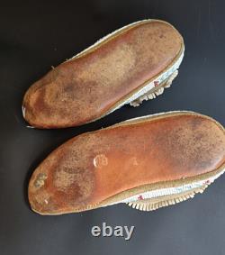 Native American vintage beaded Moccasins plains