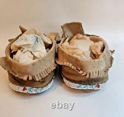 Native American vintage beaded Moccasins plains
