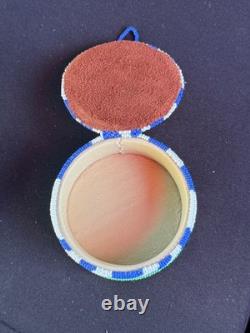 Native North American Beaded Handmade Beadwork Trinket Jewelry Box