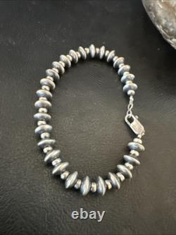 Navajo 8mm Flat 4mm Round Beads 7.5 Sterling Silver Bracelet 18988