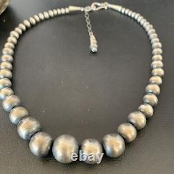 Navajo Pearls Graduated Sterling Silver Round Seamless Bead Necklace 28