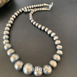 Navajo Pearls Graduated Sterling Silver Round Seamless Bead Necklace 28