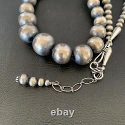 Navajo Pearls Graduated Sterling Silver Round Seamless Bead Necklace 28