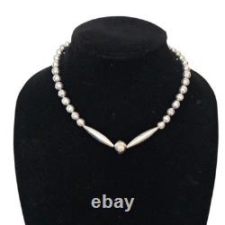 Navajo Sterling Bead Necklace 16 5/8