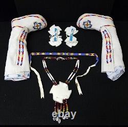 Nice 6 Piece Cut Beaded Native American Indian Moccasins/leggings And Beaded Set