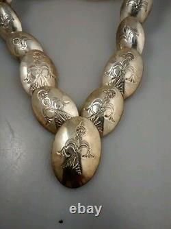 Pretty vintage Native American Navajo DSC sterling stamp beads necklace