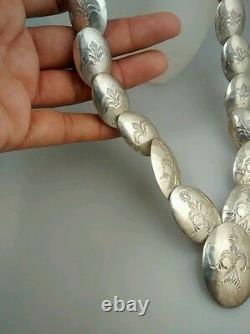 Pretty vintage Native American Navajo DSC sterling stamp beads necklace