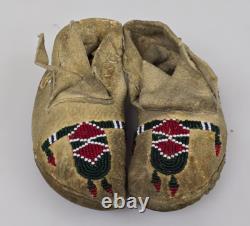 RARE Vintage Cheyenne Native American Indian Child's Beaded Moccasins
