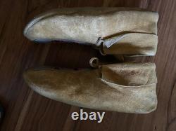 RARE Vintage Unisex Pair of Beaded Native American Plains Indian Size 11