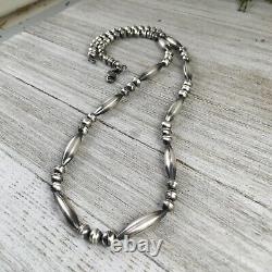 Sterling silver Navajo Pearls bench bead necklace 24 melon beads