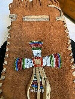 VINTAGE NATIVE AMERICAN BROWN BEADED MEDICINE POUCH WithFRINGE