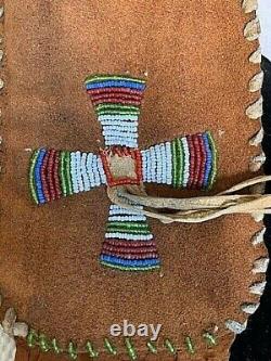 VINTAGE NATIVE AMERICAN BROWN BEADED MEDICINE POUCH WithFRINGE