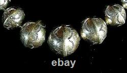 VINTAGE NAVAJO PEARLS STERLING SILVER TOOLED GRADUATED BEADS NECKLACE 18L67.3g