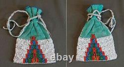 Very Fine Early 1900 Native American Plains Beaded Medicine Bag Double Sided