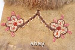 Very OLD Native American Beaded Floral Pattern Leather Buckskin Gauntlet Mittens