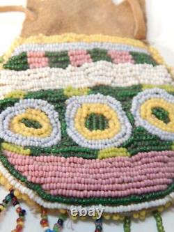 Vintage Antique Prairie Iowa / Mesquakie (sac+fox) Indian Beaded Pouch