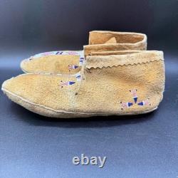 Vintage Crow Moccasins AUTHENTICATED Beaded Native American Handmade Mens