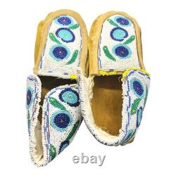 Vintage Handmade Native American Blue Beaded Hide Moccasins Size 9