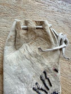 Vintage Handmade Native American Sioux Pictorial Beaded Leather Pipe Bag 1800s