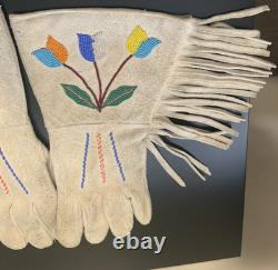 Vintage Indian Beaded Gaunlets, Gloves, Flower Pattern Native American