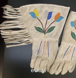 Vintage Indian Beaded Gaunlets, Gloves, Flower Pattern Native American