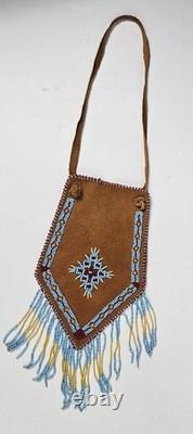 Vintage NATIVE AMERICAN BEADED LEATHER TOBACCO BAG MEDICINE POUCH