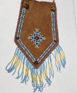 Vintage NATIVE AMERICAN BEADED LEATHER TOBACCO BAG MEDICINE POUCH
