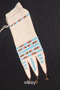 Vintage NATIVE AMERICAN SIOUX PIPE BEADED BAG 17 Long