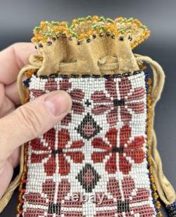 Vintage Native American Beaded Leather Bag