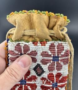 Vintage Native American Beaded Leather Bag