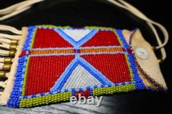 Vintage Native American Beaded Medicine Bag Fine Tight Beadwork Estate