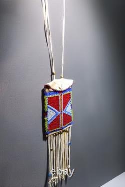 Vintage Native American Beaded Medicine Bag Fine Tight Beadwork Estate