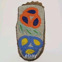Vintage Native American Cree Indian Beaded Leather Pouch Floral Beads Handmade