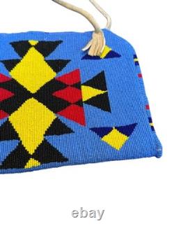 Vintage Native American Handcrafted Beaded Purse Measuring 10.5x8