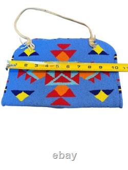 Vintage Native American Handcrafted Beaded Purse Measuring 10.5x8